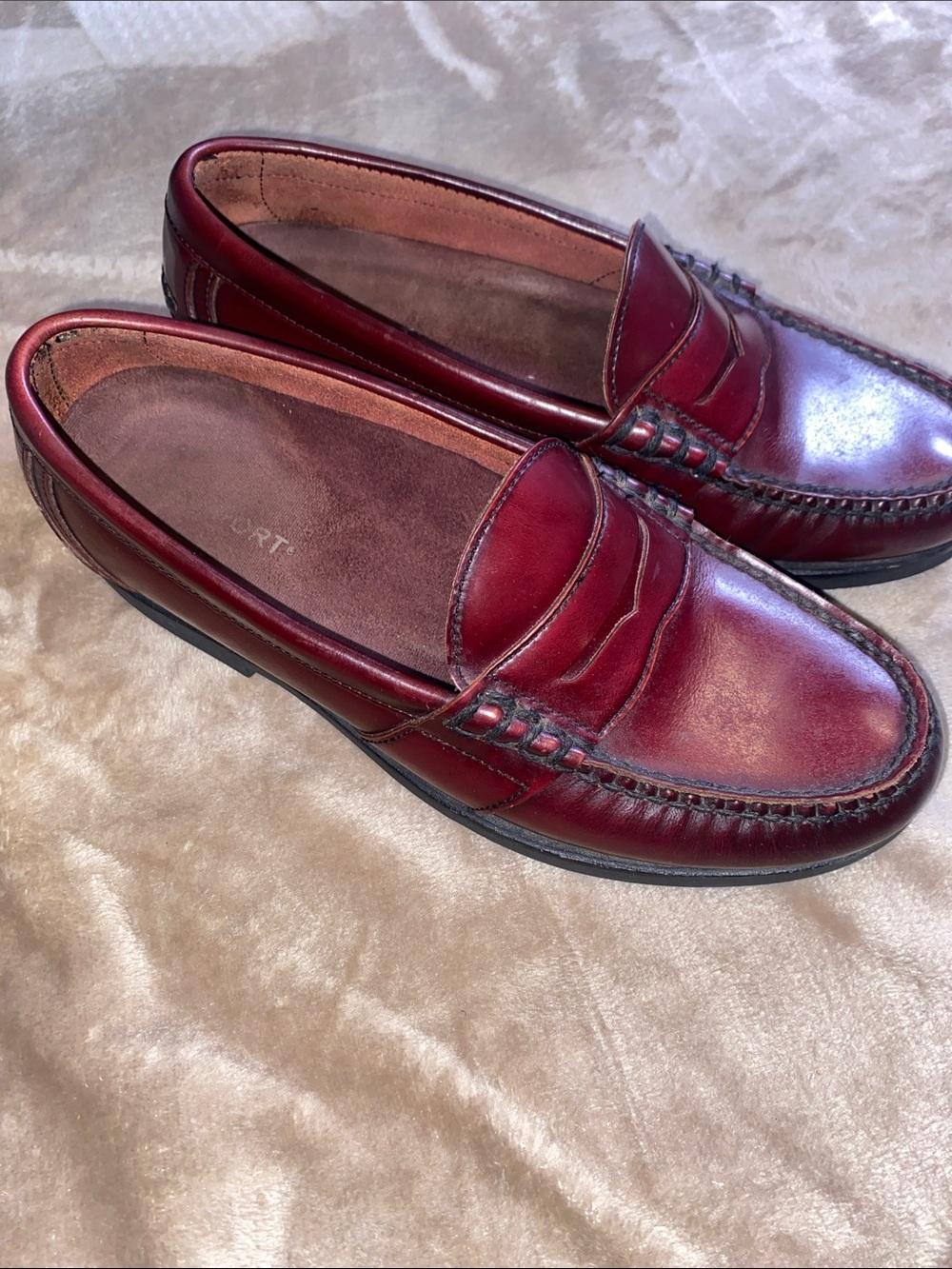Rockport Men's Burgundy Leather Penny Loafers